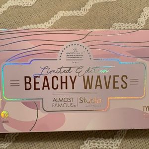 Limited edition curling wand and mini straighter